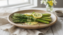 découvrez comment un maraîcher a transformé des asperges filandreuses en délices tendres grâce à un conseil simple et facile à appliquer.