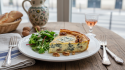 découvrez notre recette simple et gourmande de quiche sans pâte au bleu, idéale pour un repas savoureux et rapide à préparer.