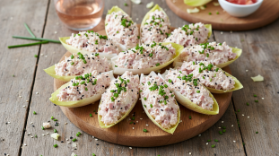 découvrez nos mini barquettes d’endive au jambon, l’apéritif express et gourmand parfait pour vos moments conviviaux et rapides à préparer.