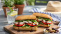 découvrez notre recette légère et minceur du sandwich fraîcheur tomate mozzarella, parfaite pour un repas sain et savoureux.